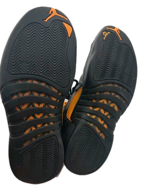 Air Jordan 11 Black Yellow Leather Sneaker Gold Taxi Size 11 CT8013-071 main image 5